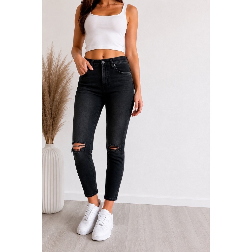 Citizens of Humanity Rocket Crop High Rise Skinny Jeans Black Distressed Size 25
